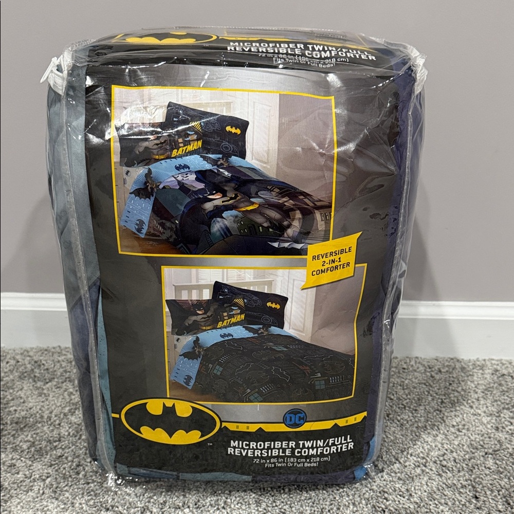 Batman Microfiber Reversible Comforter Twin/Full